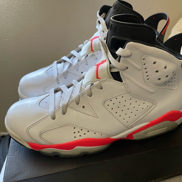 2014 white infrared retro 6’s
